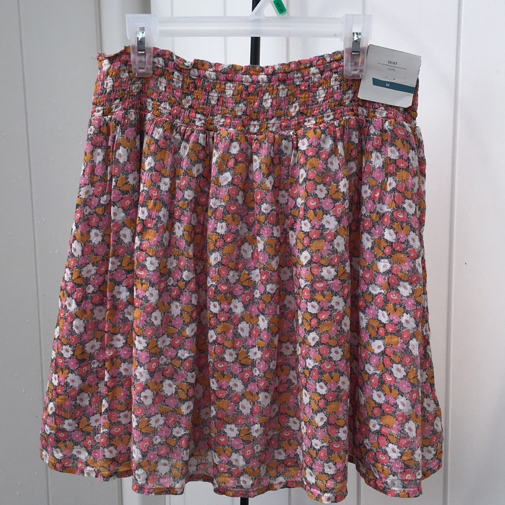 Women’s Old Navy Floral Skirt M NWT’s